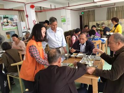 福利！金湾又一居家养老服务站揭牌！设备齐全！在家门口就能享受这些服务